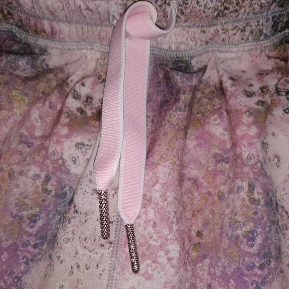 Lululemon Namaskar Pant II Size 6 - Picture 9 of 13